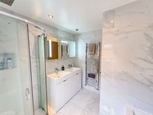 Photo 13- click for photo gallery